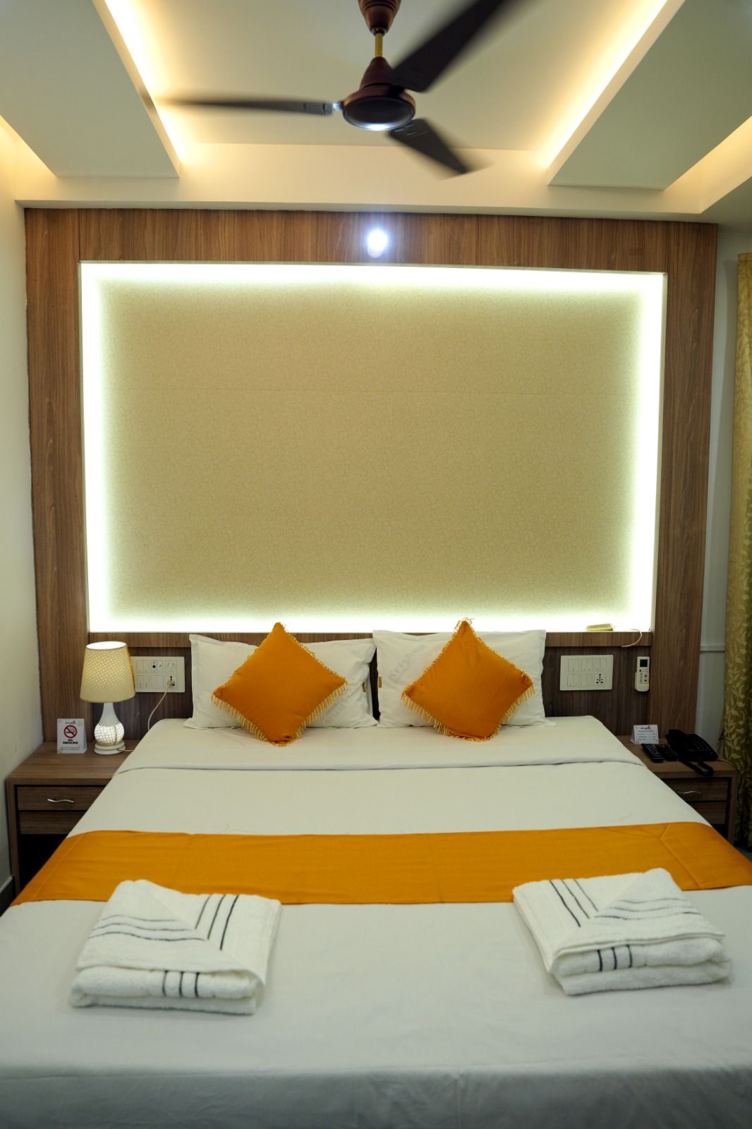 THE KRISHNA HOLIDAY VILLAGE Deluxe Room 3