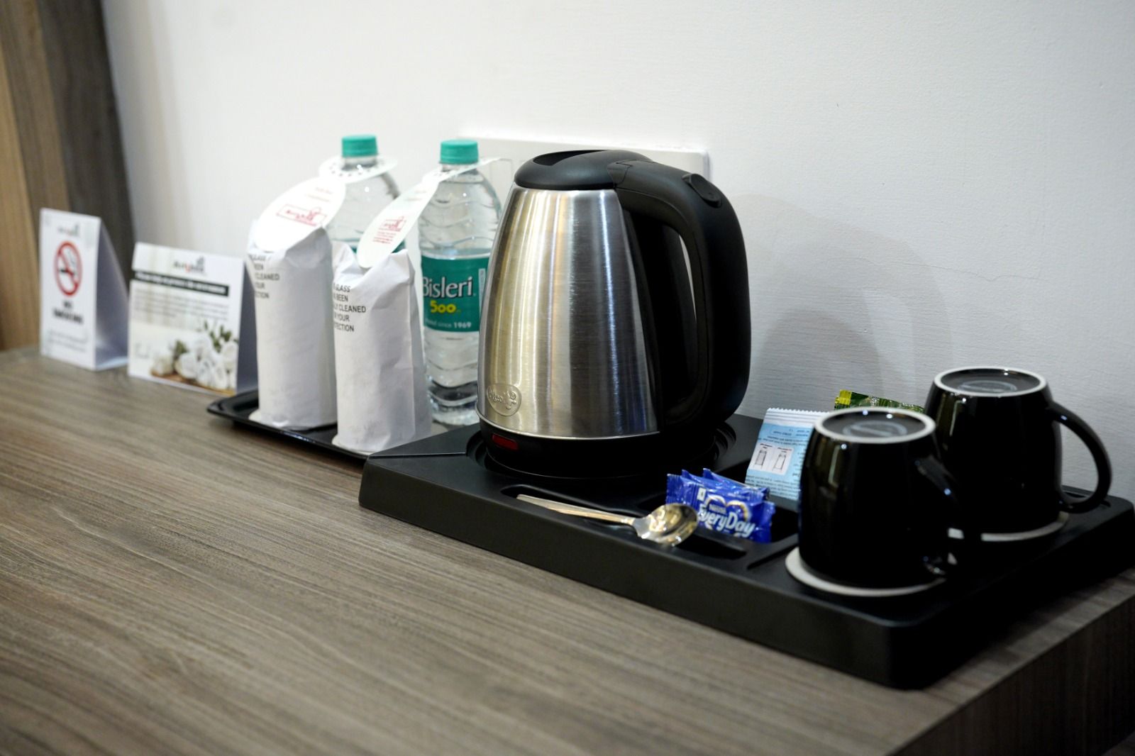 THE KRISHNA HOLIDAY VILLAGE Deluxe Room 2