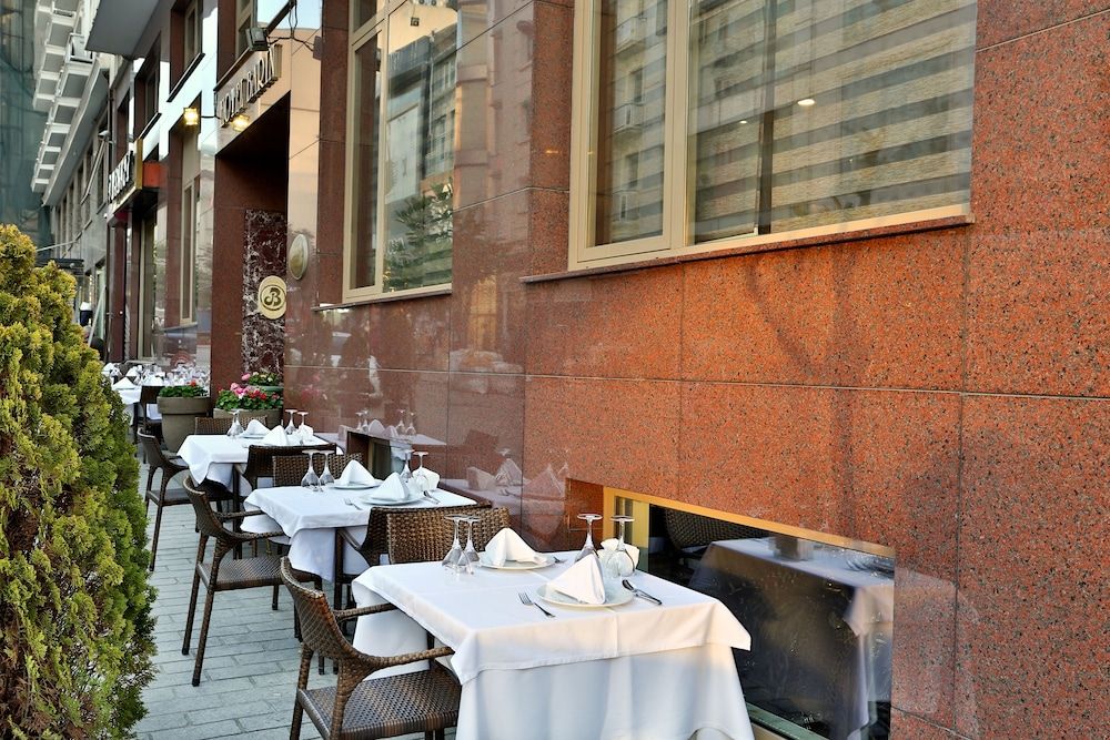 undefined Barin Hotel 10