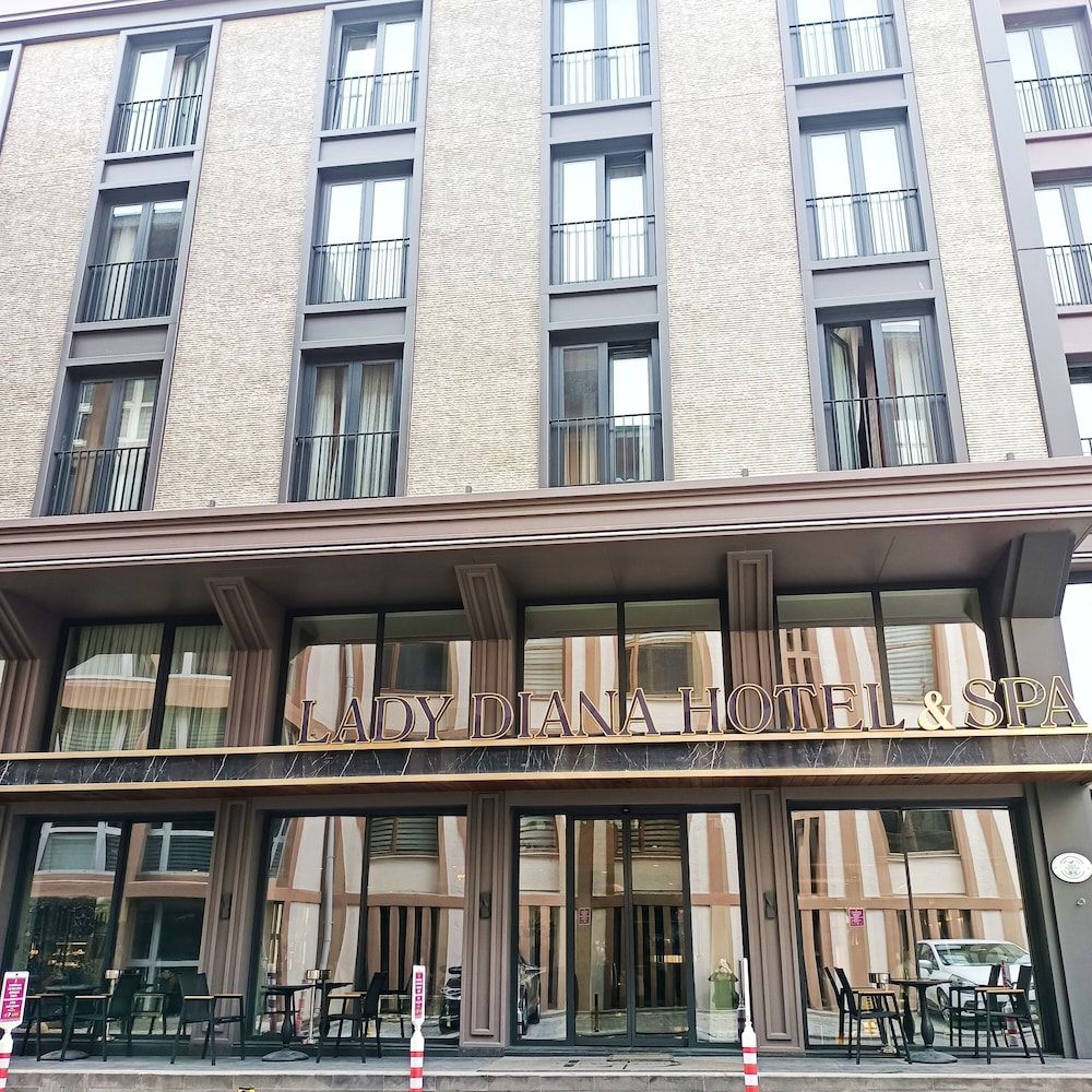 undefined Lady Diana Hotel 3