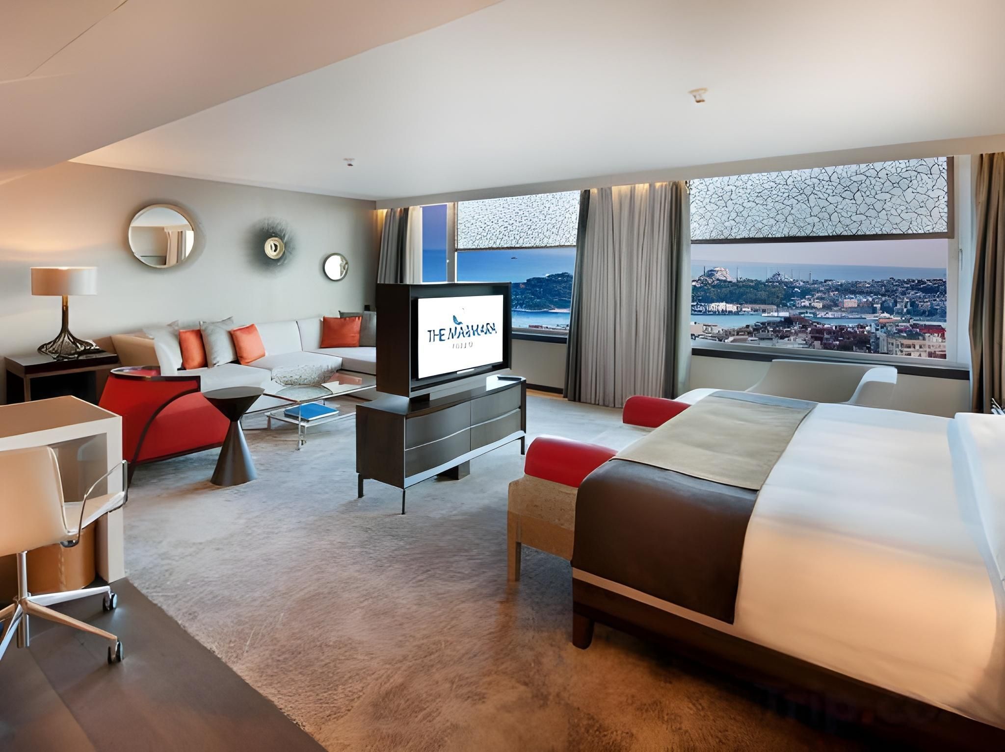 Flying Carpet Suite - Lounge Access Included