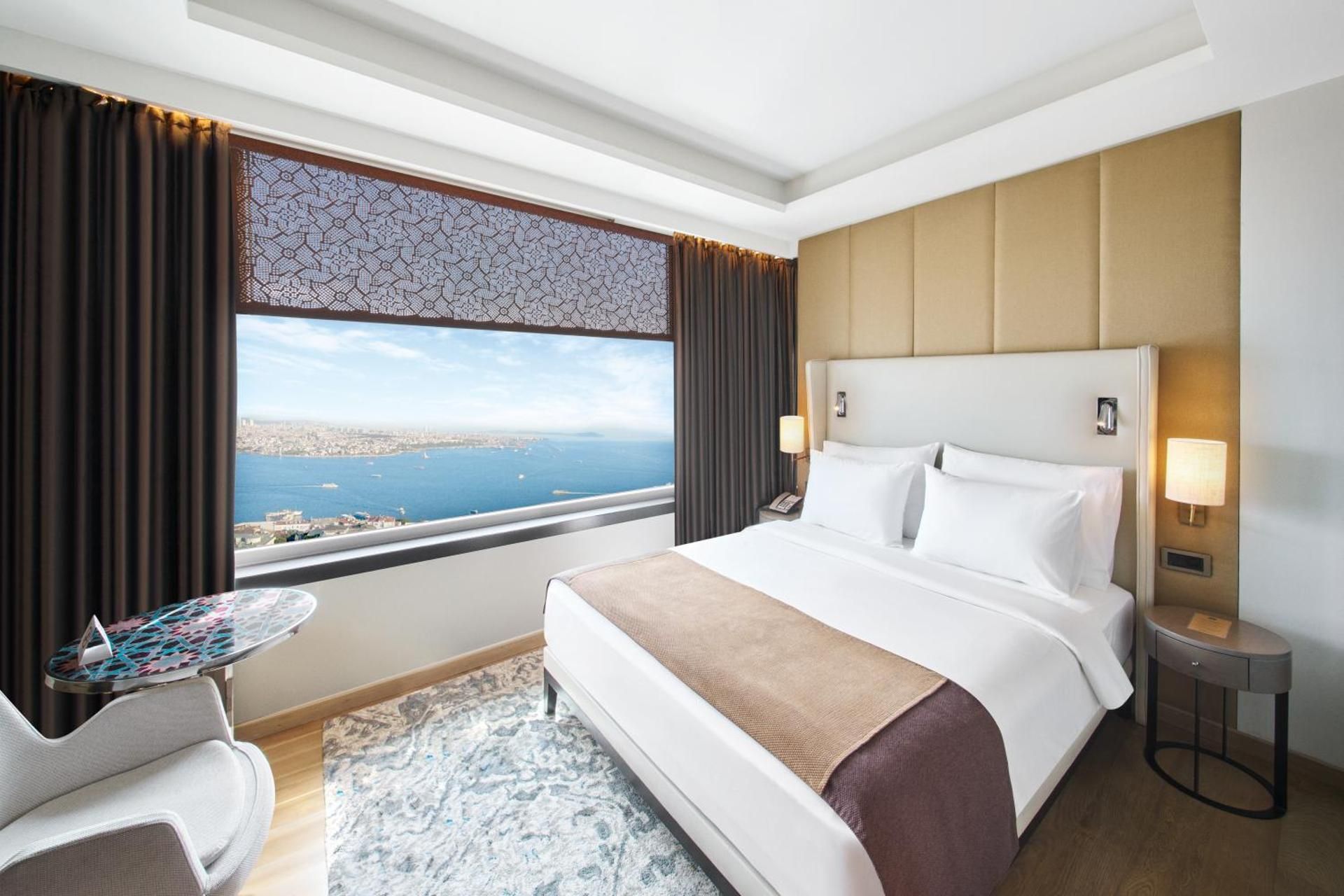 Club Corner Bosphorus View Room - Lounge Access Included