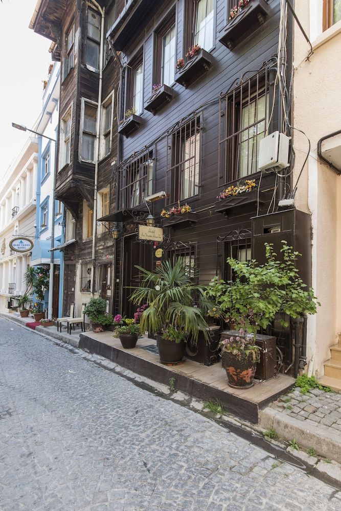 undefined Naz Wooden House Inn - Byzantine House 10