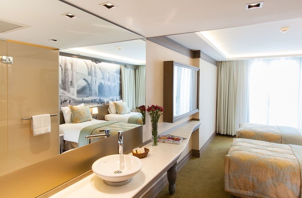 Pierre Loti Hotel Old City-Special Class Standard Double or Twin Room 10