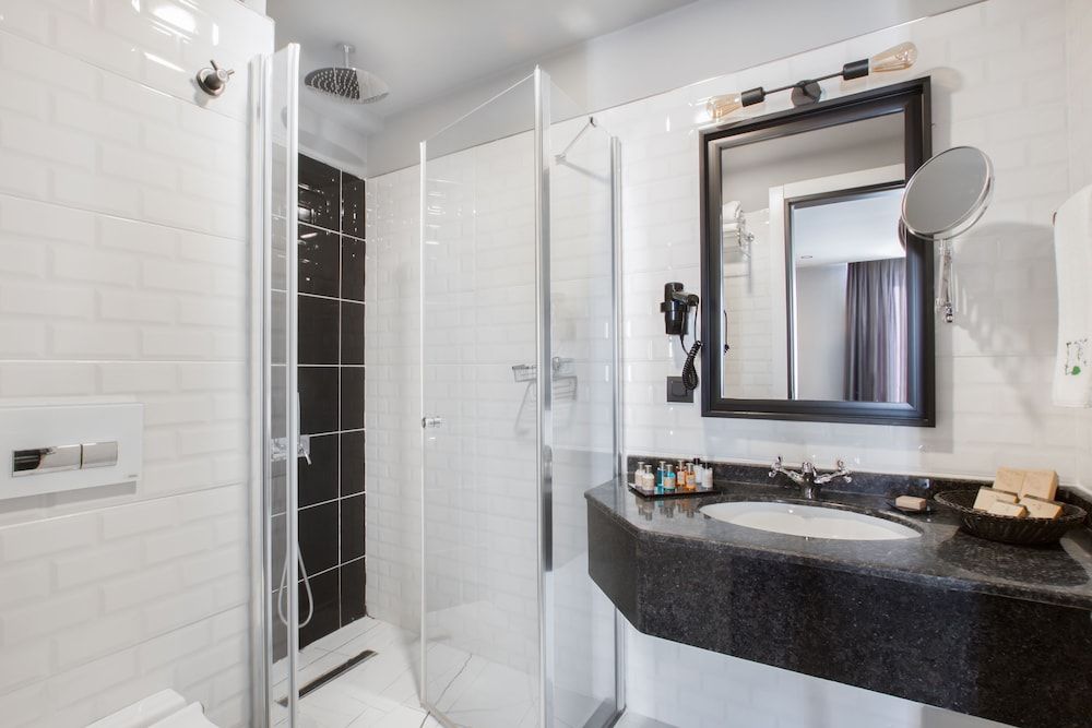 Hotel Poem Superior Triple Room, Sea View 7