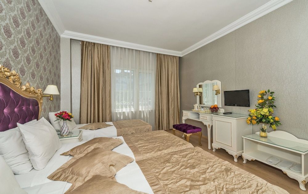 Hotel Santa Sophia Standard Double Room 12