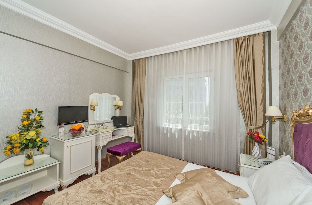 undefined Hotel Santa Sophia