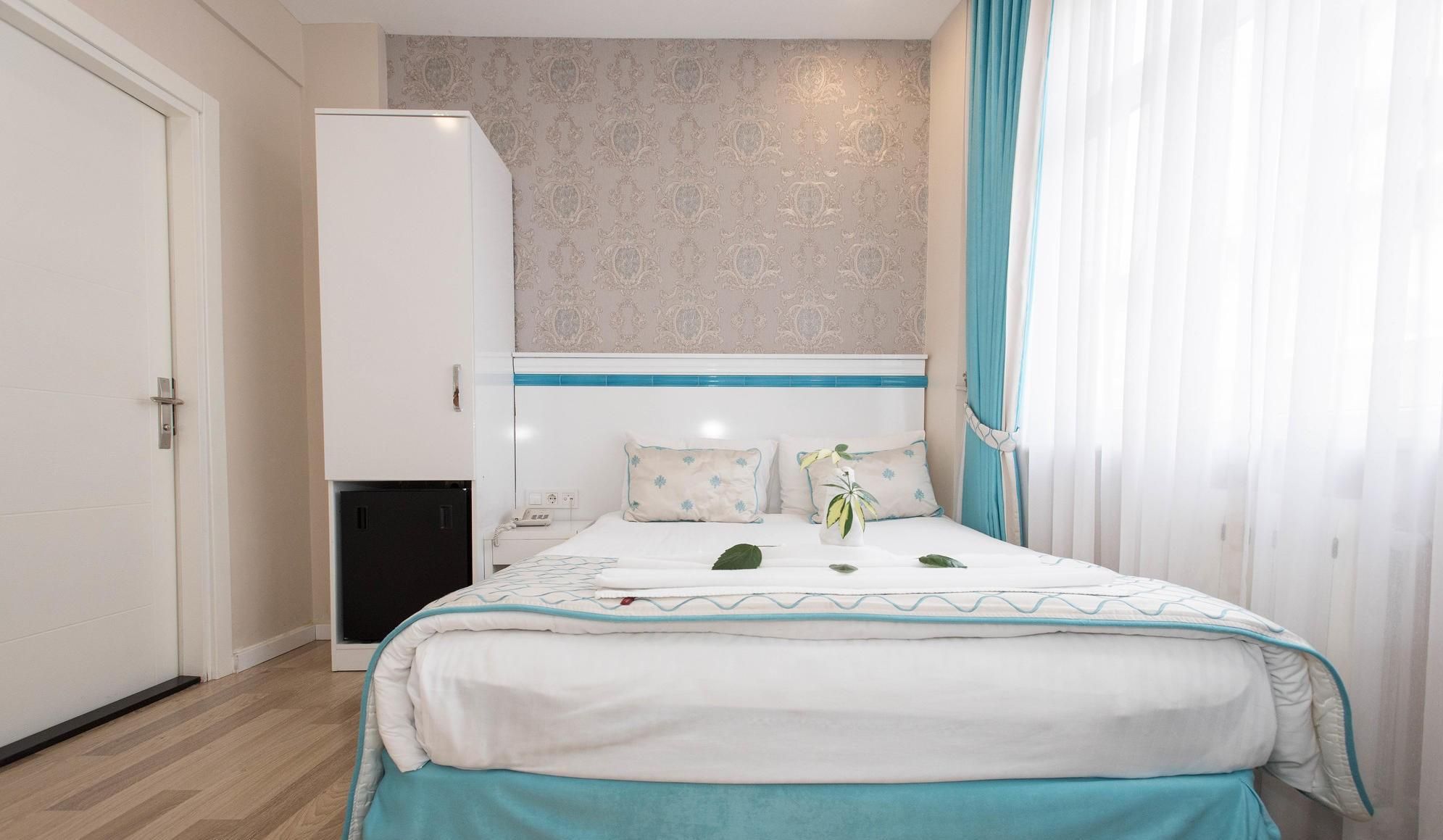 Star Holiday Hotel Economy Double Room 2