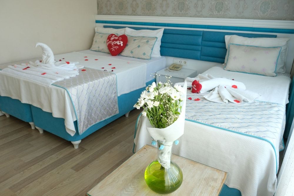 undefined Star Holiday Hotel 9