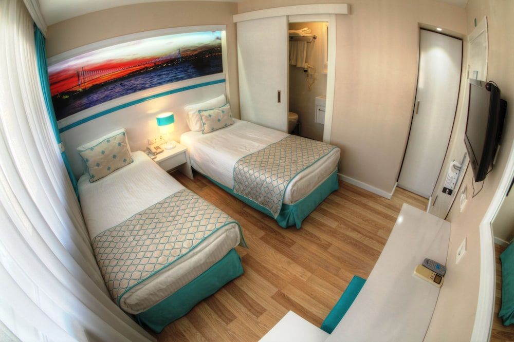 undefined Star Holiday Hotel 3