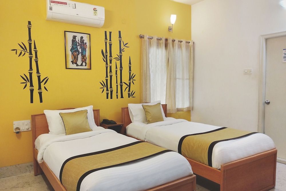 OYO 2266 Gokul Heritage Standard Double or Twin Room, 1 Bedroom, Private Bathroom 7