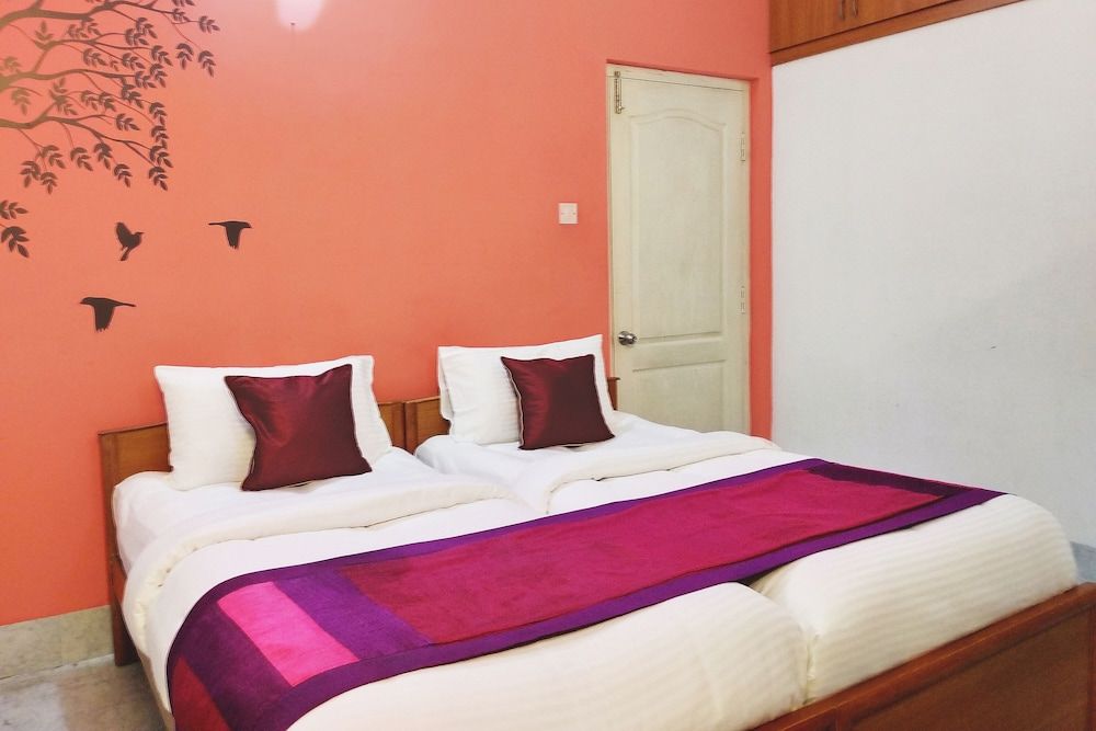 OYO 2266 Gokul Heritage Standard Double or Twin Room, 1 Bedroom, Private Bathroom 2