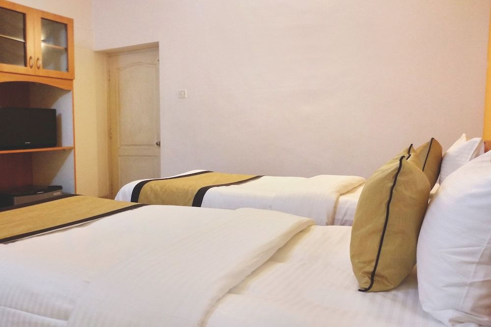 OYO 2266 Gokul Heritage Standard Double or Twin Room, 1 Bedroom, Private Bathroom 6