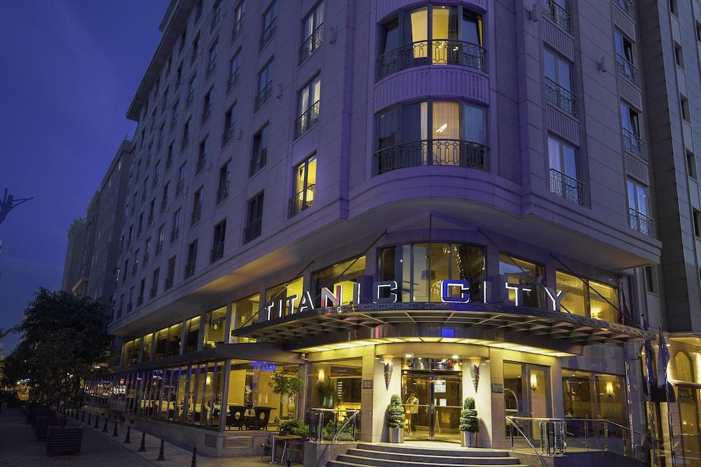 undefined Titanic City Taksim 7