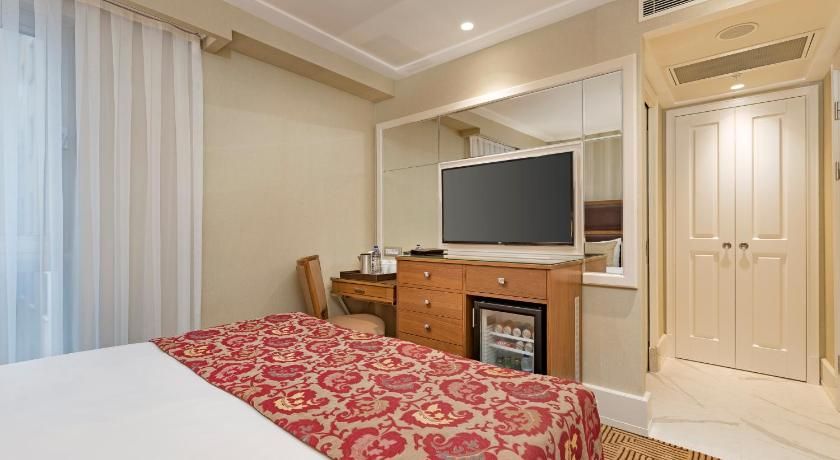 Titanic City Taksim Superior Room