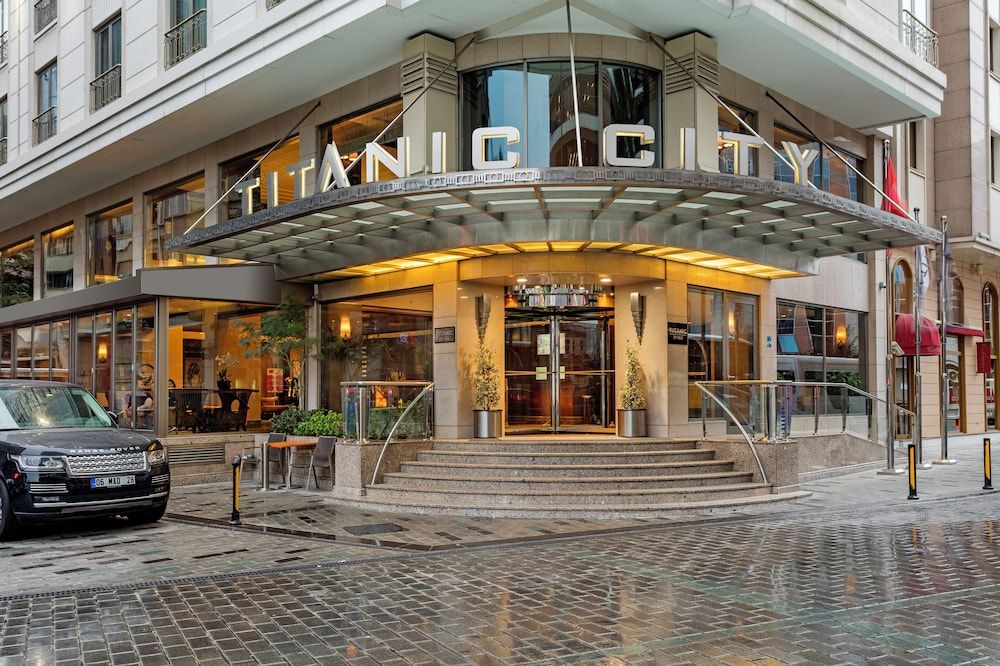 undefined Titanic City Taksim 6