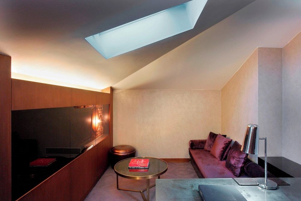 W Istanbul Suite, 1 King Bed with Sofa bed, Non Smoking, City View 2