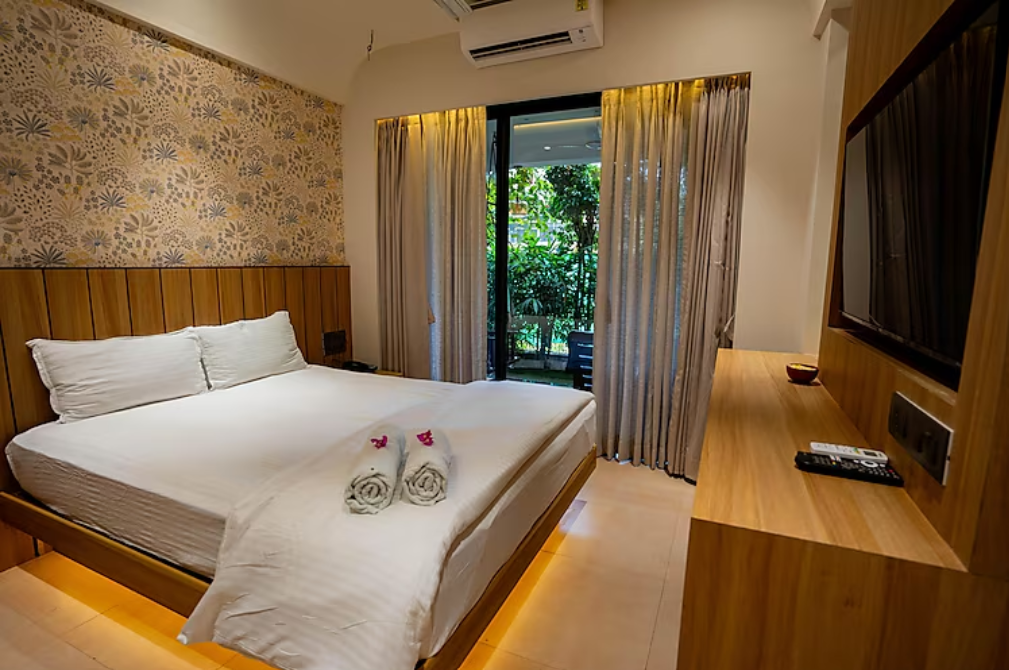 Bouganvillea Boutique Beach House Deluxe Couple Room With Sit-out Area