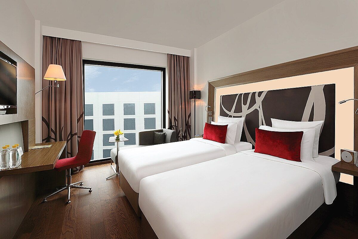 Superior Twin Room - Lounge Access & Cocktail Hours, Free WiFi