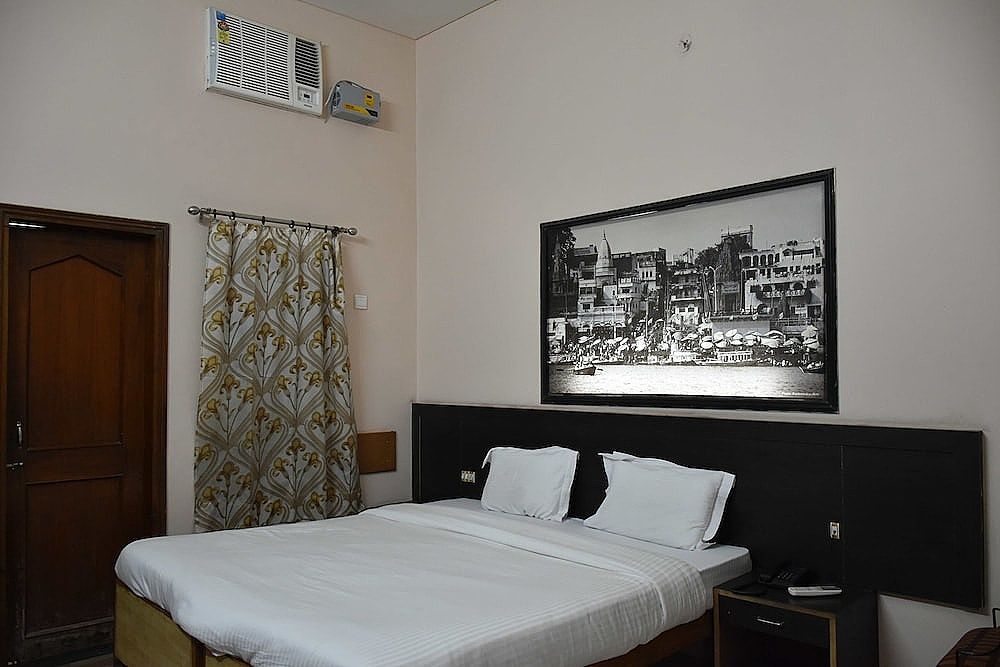 Deluxe Double or Twin Room, 1 Double Bed, Smoking, City View