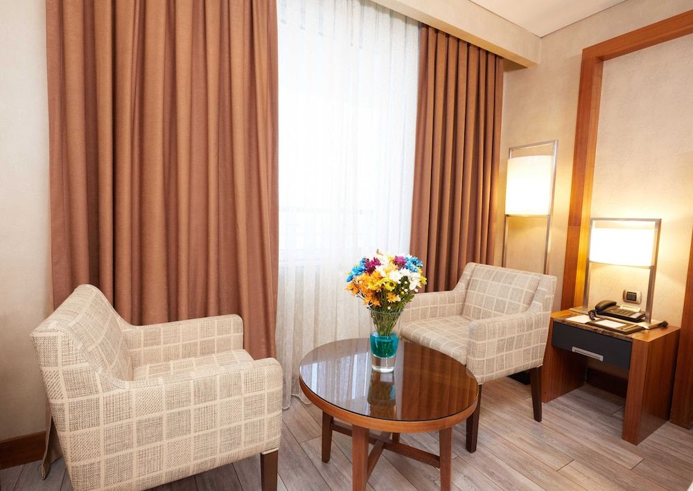 Dedeman Konya Hotel And Convention Center Deluxe Room, 1 King Bed 6