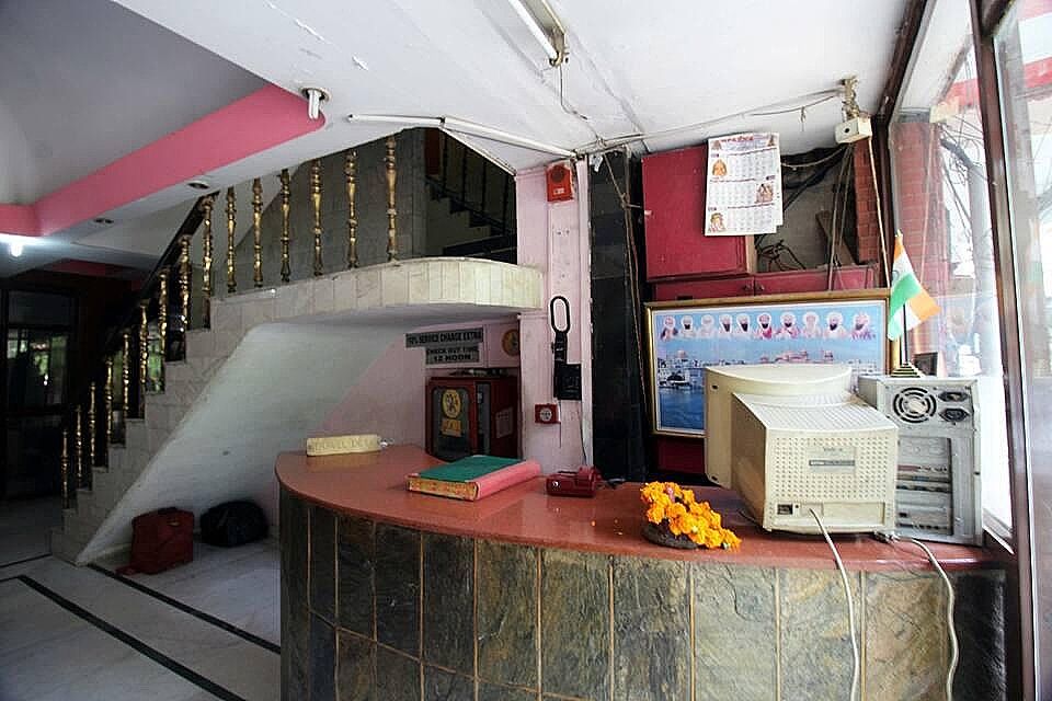 undefined Hotel Chinar Plaza 5