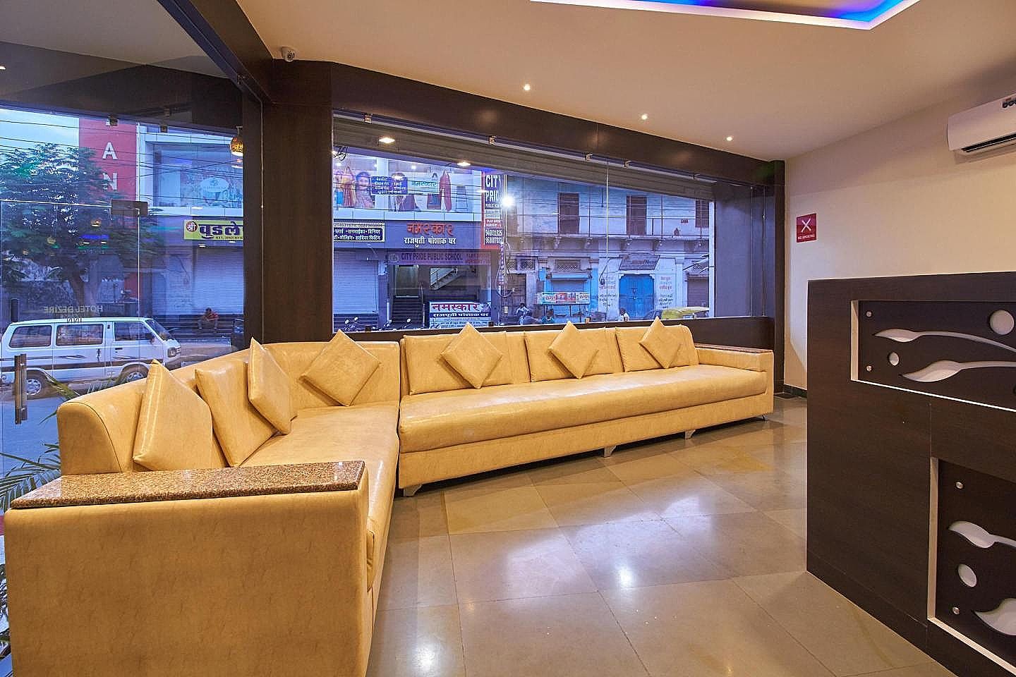 undefined Hotel Royal Dezire 3