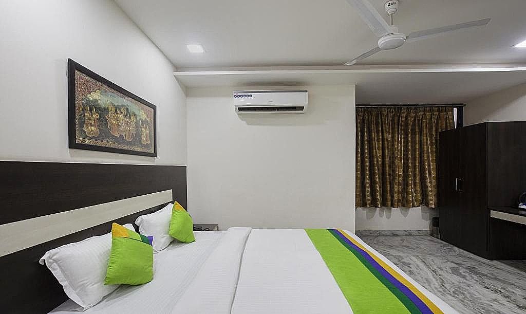 Hotel Royal Dezire Deluxe Room 5