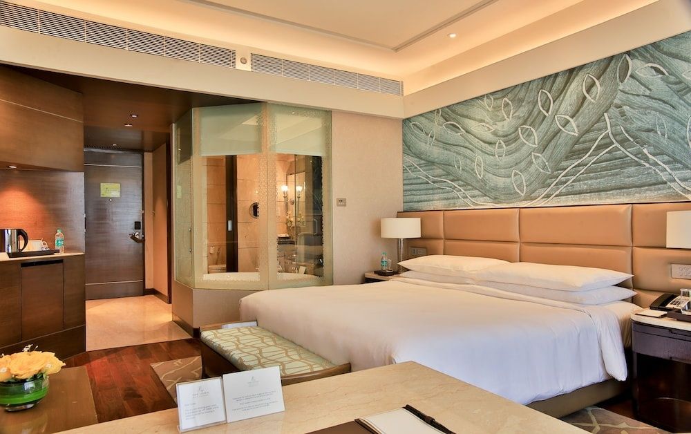 Executive Premier Room with Bathtub