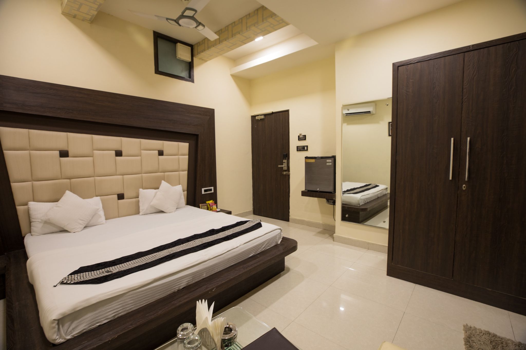 The Jewel's Hotel DELUXE ROOM 3