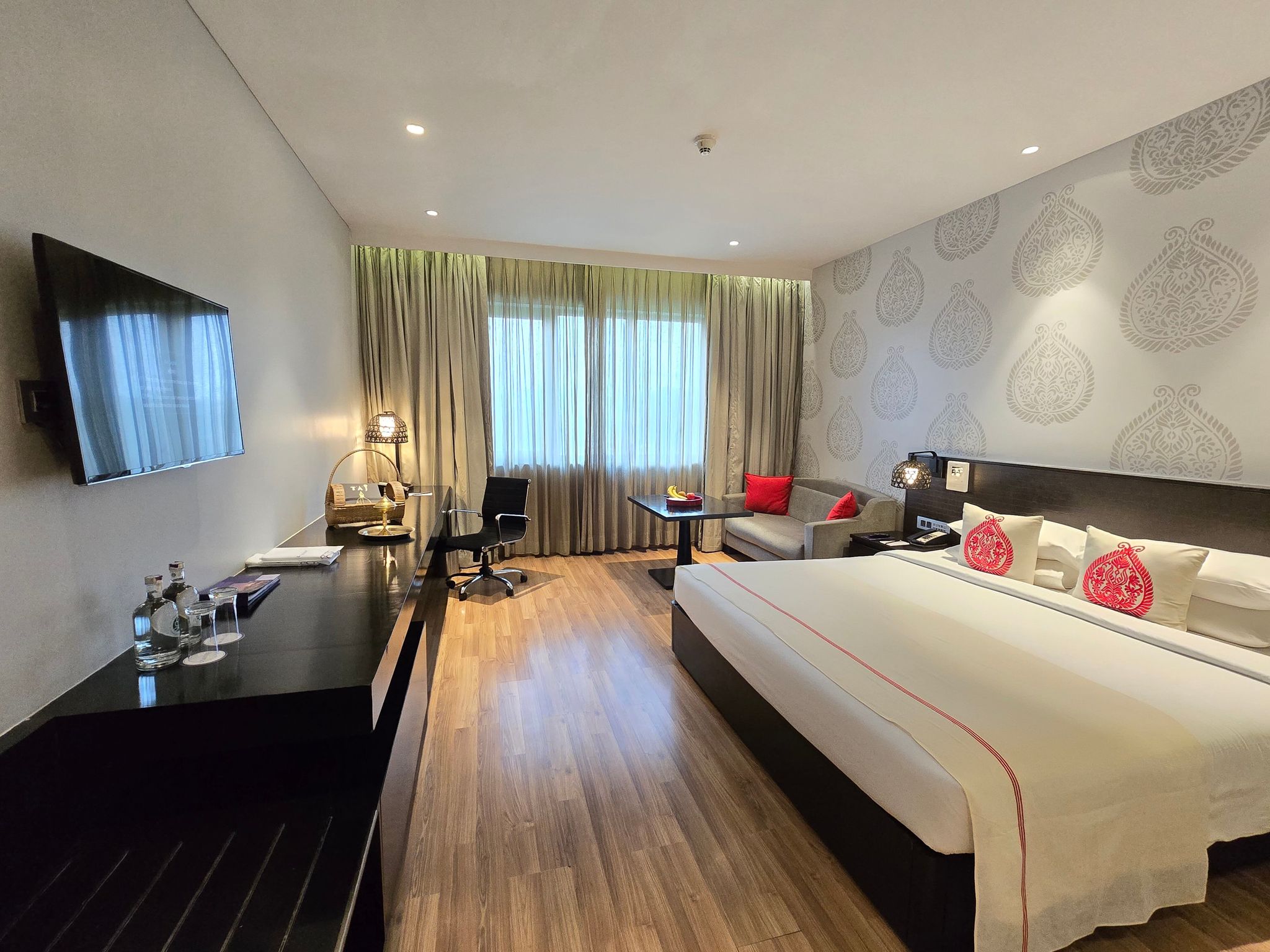 Vivanta Guwahati Superior City View King Bed 3