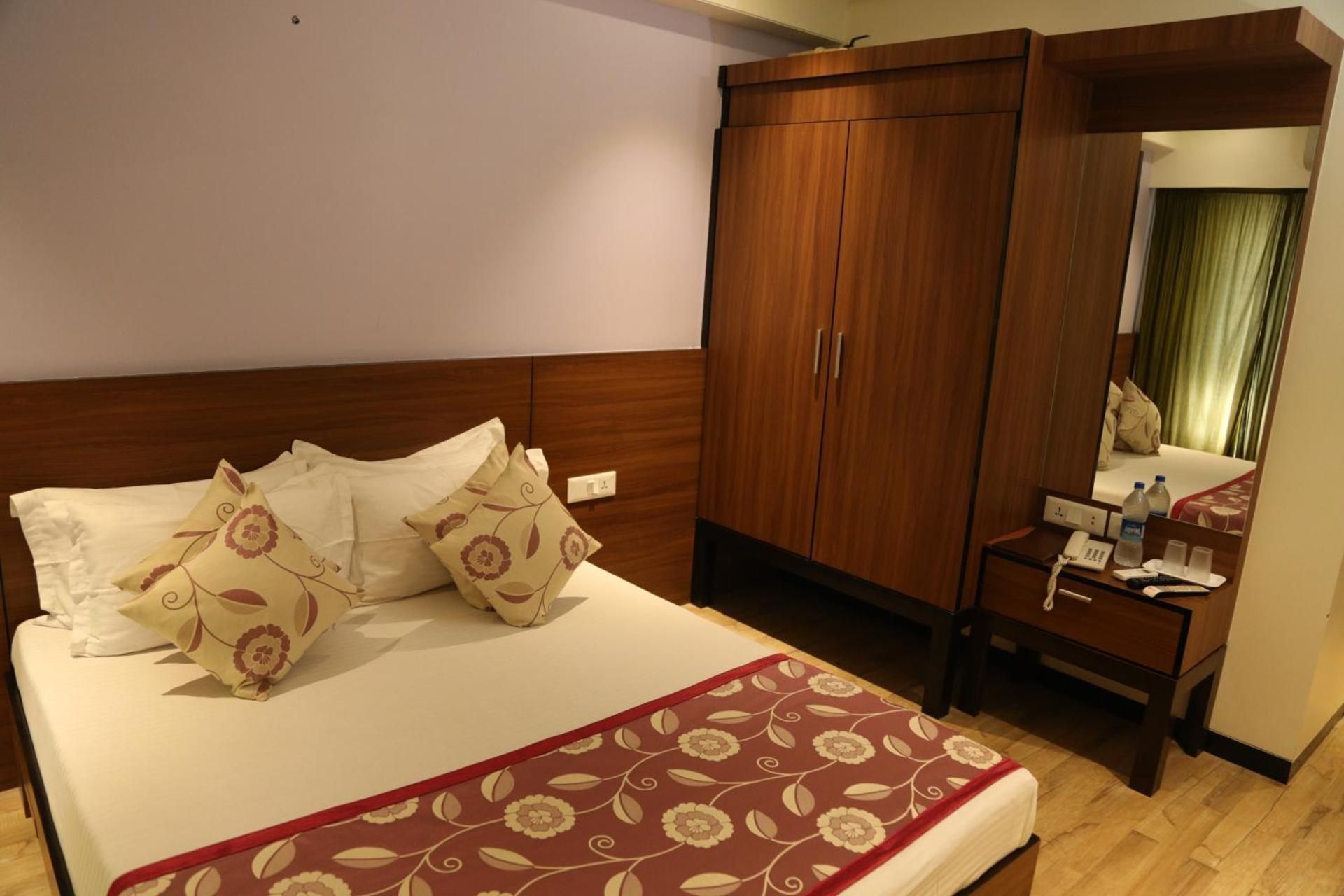 undefined Hotel Madni Royale 6