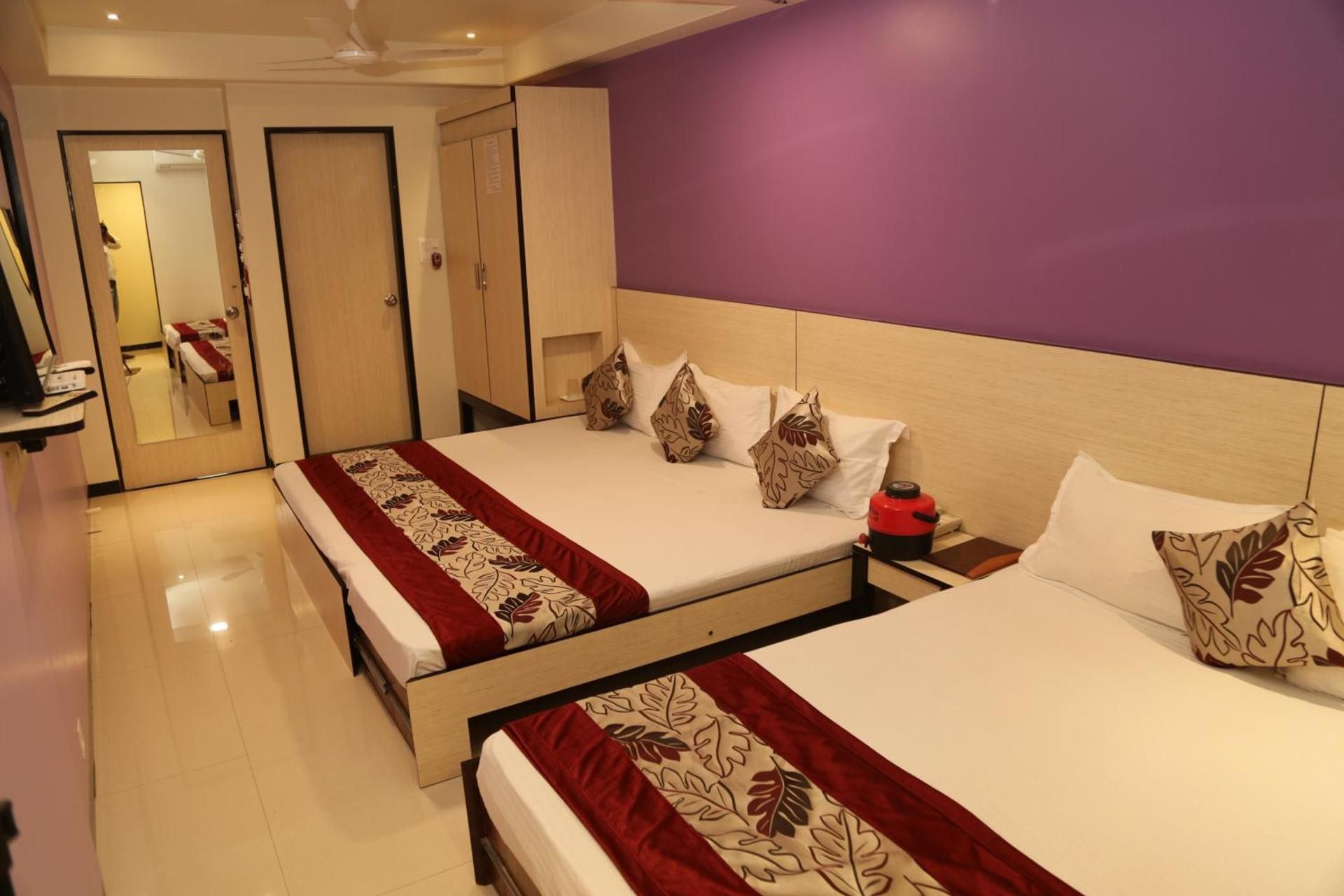 undefined Hotel Madni Royale 10