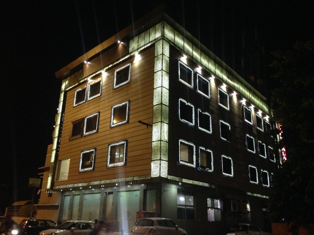 undefined FabHotel Prime L'Affaire 6