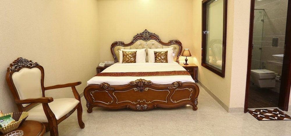 undefined FabHotel Prime L'Affaire 9