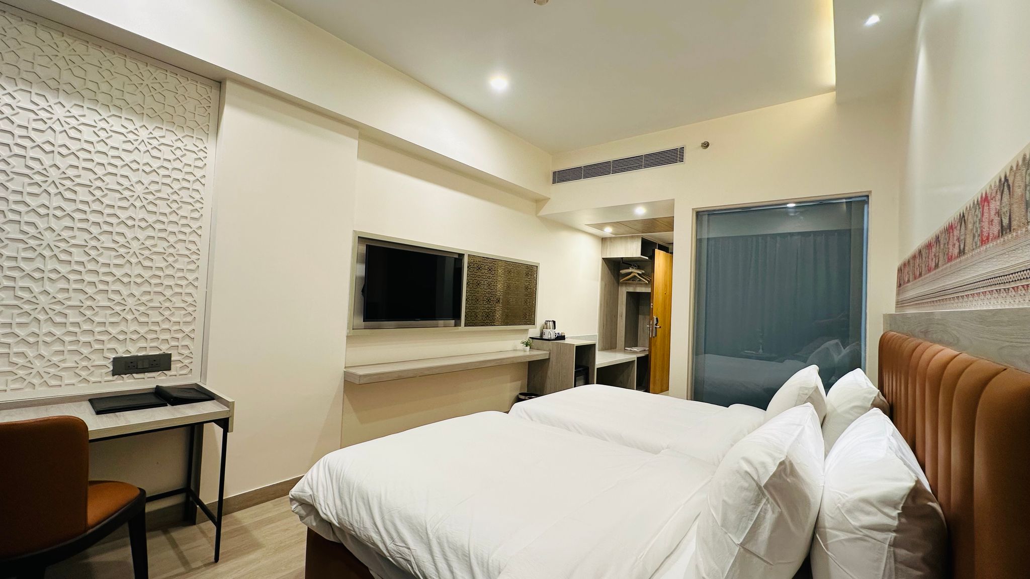 Regenta Central Jaipur Jhotwara Deluxe Twin Room- Enjoy Happy Hour 1+1 mocktail 11am-7pm 2