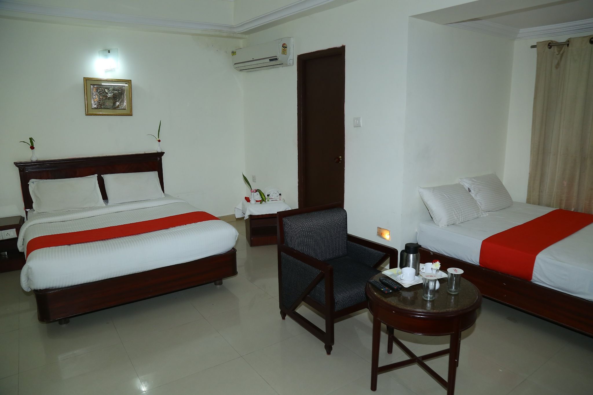 Hotel Saroj Krishna Deluxe AC Room 5