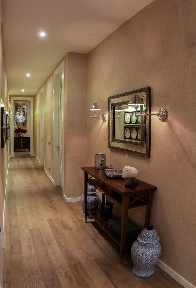 Elegance Hotels International Presidential Room 4