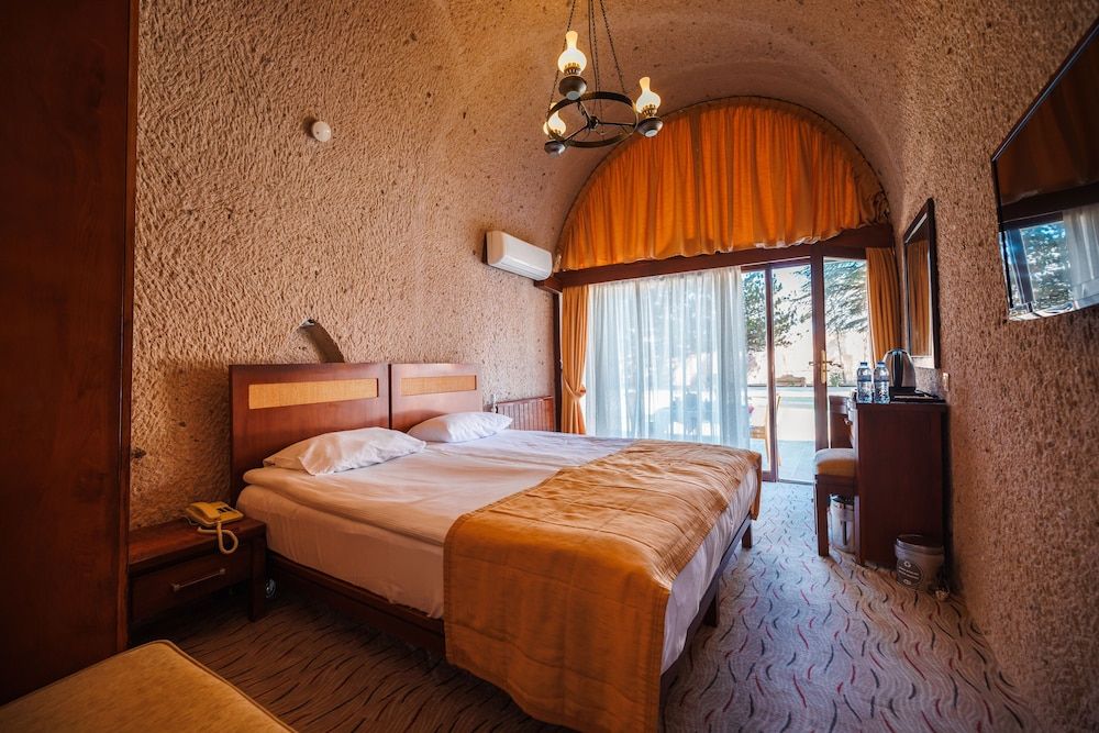 Uchisar Kaya Hotel - Special Class Garden Floor Cave Room 4