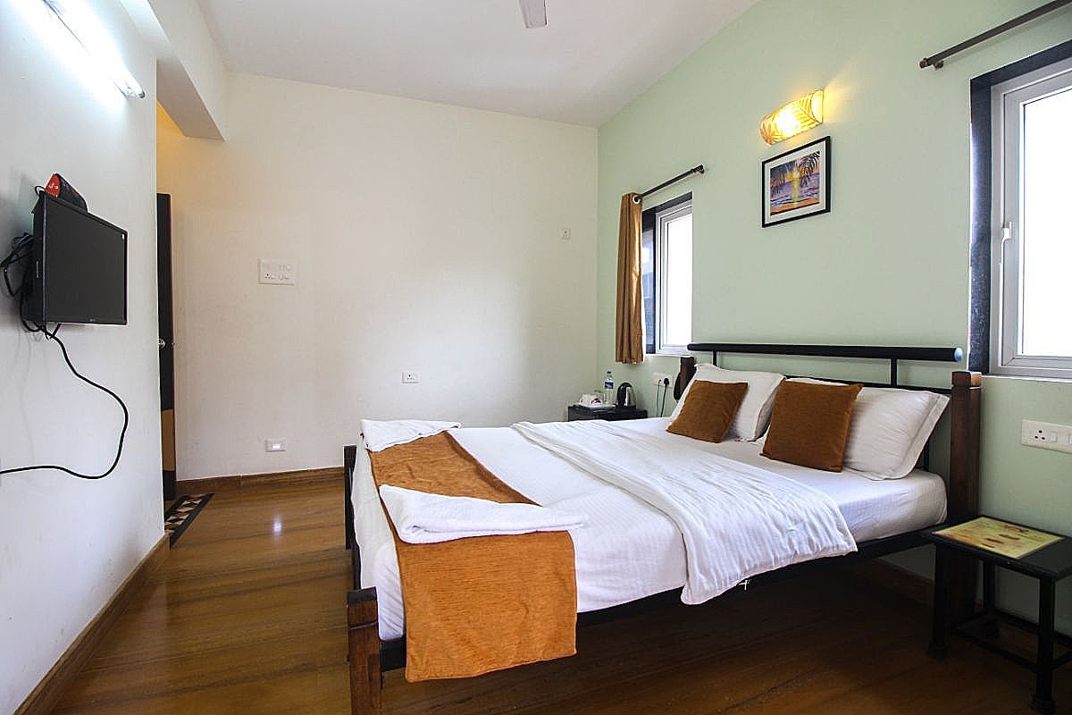 Betelnut Inn Standard AC Room 13