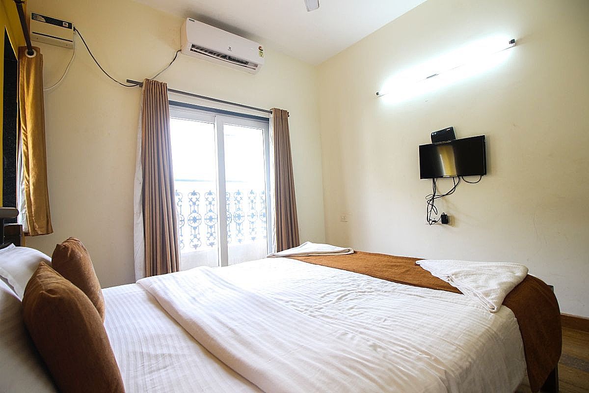 Betelnut Inn Standard AC Room 12