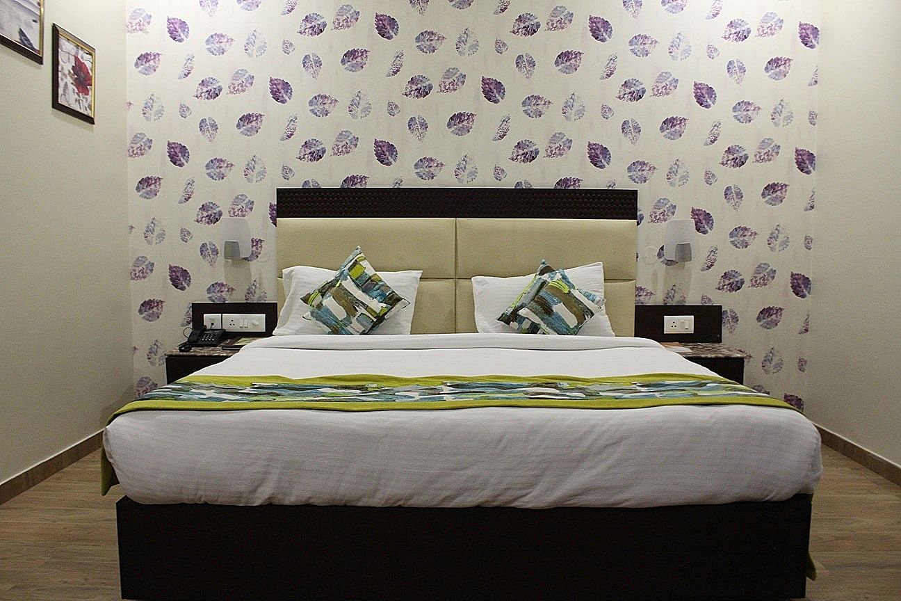 Hotel Golden Apple Deluxe Double Room