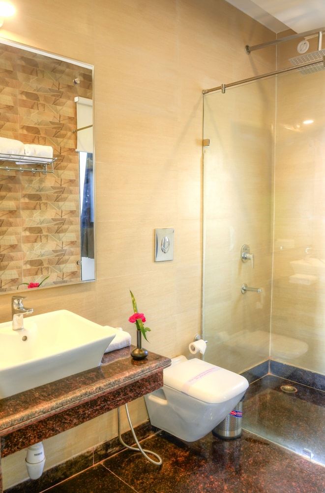 Gajraj Trails Resort Premium Room 2