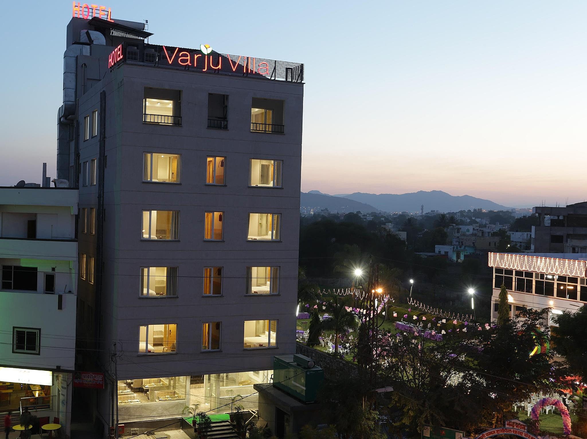 undefined Varju Villa 8