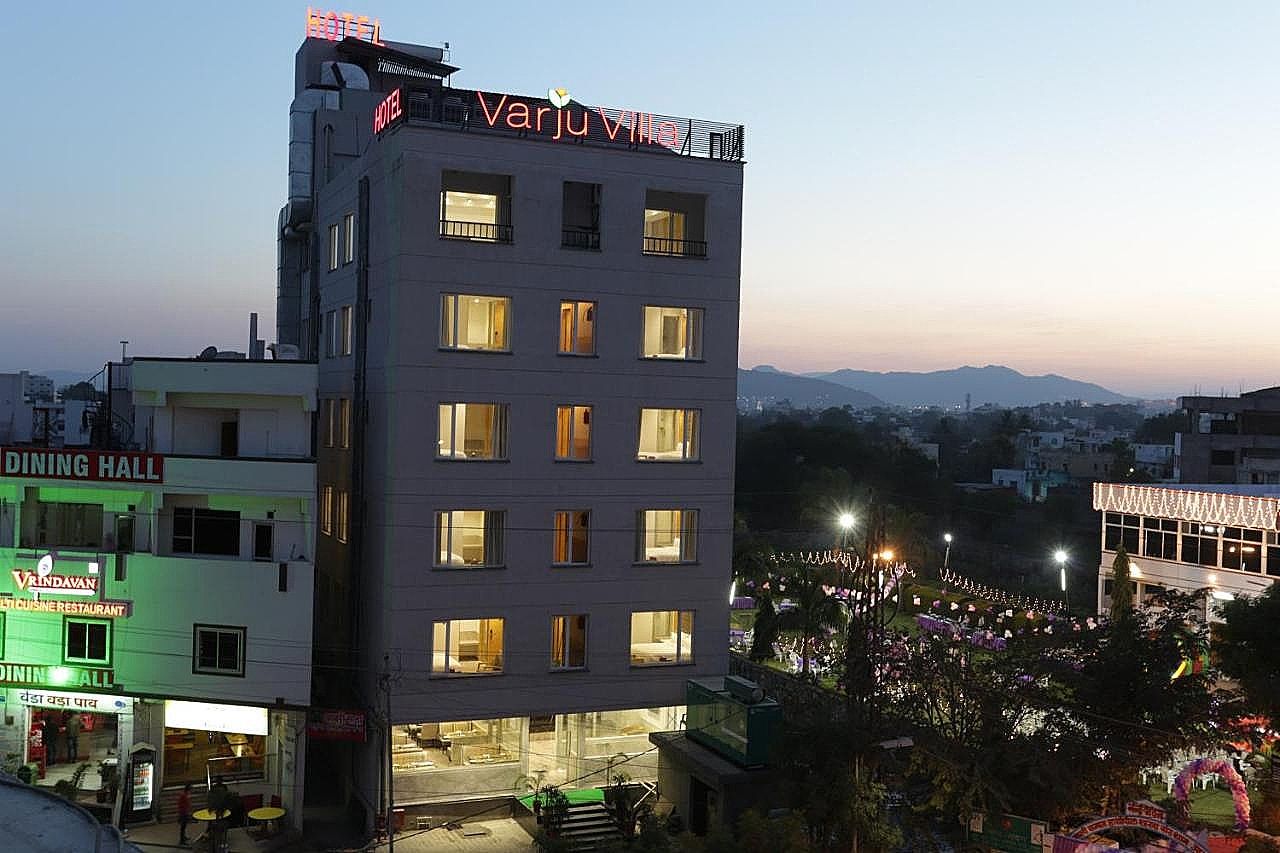 undefined Varju Villa 6