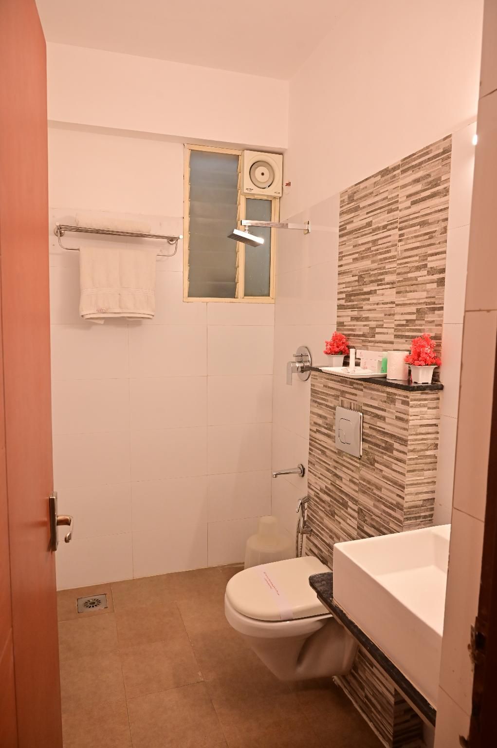 Grand Cascade Classic Room 5