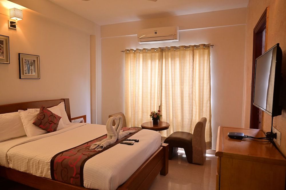 Grand Cascade Classic Room