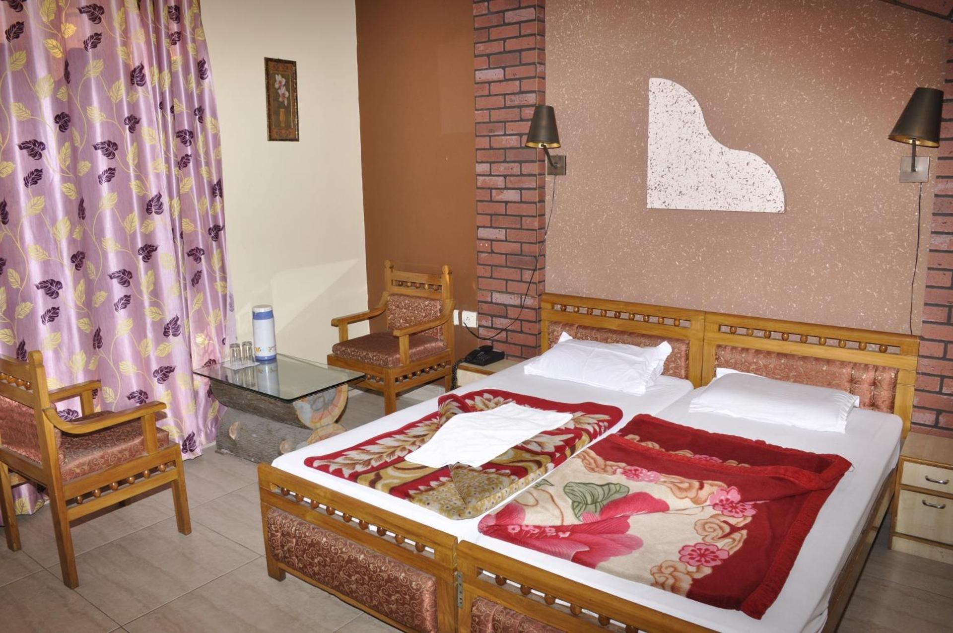 Hotel Pratiksha Non AC Room With Cooler