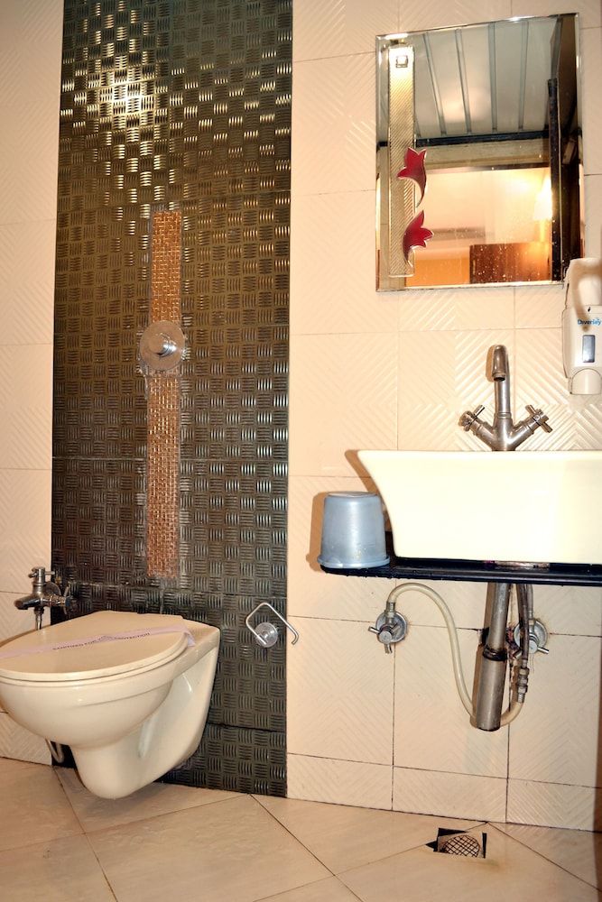 Hotel Swagat Deluxe Double Room 20