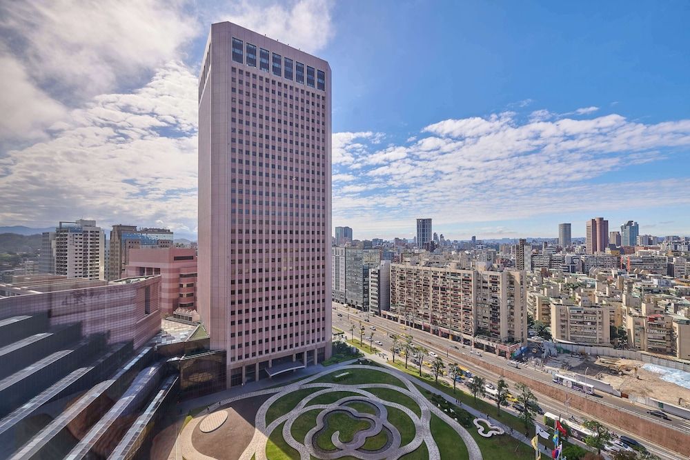 undefined Grand Hyatt Taipei 2